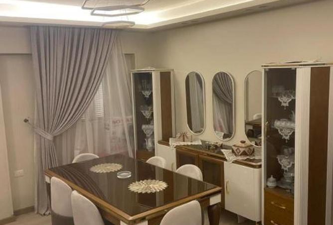 8703376 - Property Image 2