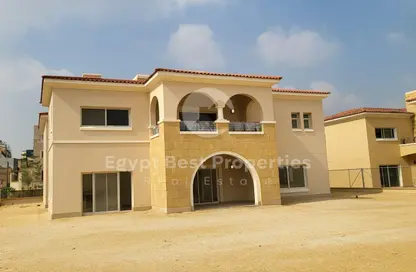Villa - 6 Bedrooms - 6 Bathrooms for sale in Celesta Hills - Uptown Cairo - Mokattam - Cairo