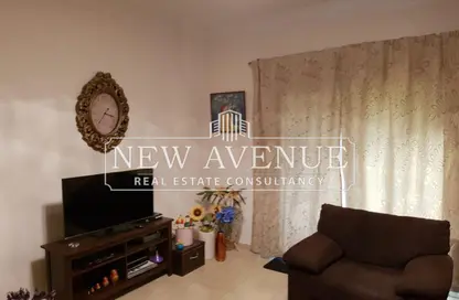 Twin House - 4 Bedrooms - 2 Bathrooms for sale in Étoile De Ville - 5th Settlement Compounds - The 5th Settlement - New Cairo City - Cairo