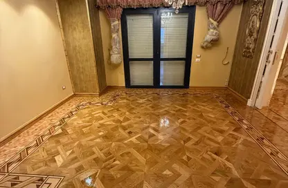 شقة - 3 غرف نوم - 3 حمامات للايجار في ذا كورت ياردز - كمبوندات الشيخ زايد - الشيخ زايد - الجيزة