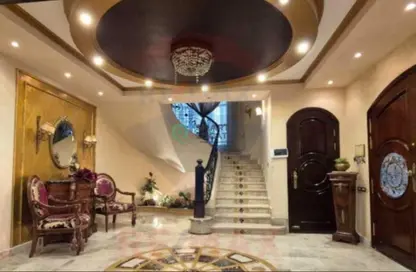 Villa - 7 Bedrooms - 5 Bathrooms for sale in Doctor Yassin Abdel Ghaffar St. - Area C - Ganoob El Acadimia - New Cairo City - Cairo