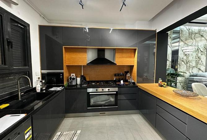 8704079 - Property Image 3