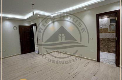 Apartment - 3 Bedrooms - 2 Bathrooms for sale in Roushdy St. - Roushdy - Hay Sharq - Alexandria Apartment - 3 Bedrooms - 2 Bathrooms for sale in Roushdy St. - Roushdy - Hay Sharq - Alexandria