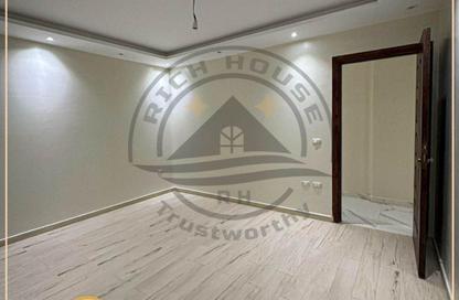 Apartment - 3 Bedrooms - 2 Bathrooms for sale in Roushdy St. - Roushdy - Hay Sharq - Alexandria