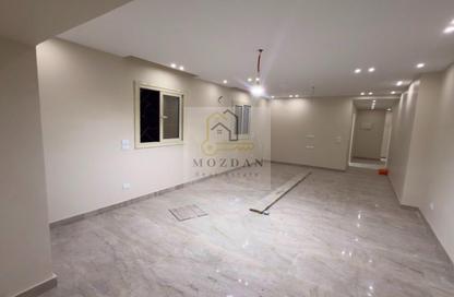 Office Space - Studio - 2 Bathrooms for rent in 7th Sector - Zahraa El Maadi - Hay El Maadi - Cairo