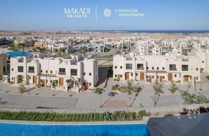 Chalet - 2 Bedrooms - 2 Bathrooms for sale in Makadi Heights - Makadi Orascom Resort - Makadi - Hurghada - Red Sea