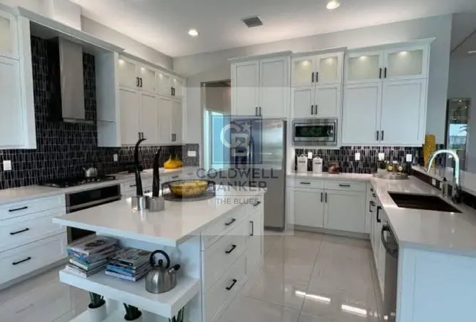 113817880 - Property Image 3