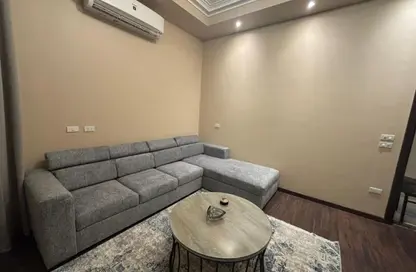 شقة - 4 غرف نوم - 3 حمامات للايجار في شارع دكتور ياسين عبد الغفار - المنطقة ج - حى جنوب الاكايمية - مدينة القاهرة الجديدة - القاهرة