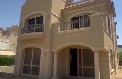 Villa - 5 Bedrooms - 5 Bathrooms for sale in El Patio Oro - 5th Settlement Compounds - The 5th Settlement - New Cairo City - Cairo
