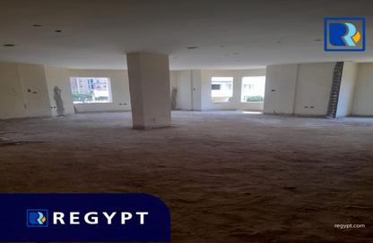 Office Space - Studio - 6 Bathrooms for rent in New Cairo Centre - North Teseen St. - The 5th Settlement - New Cairo City - Cairo