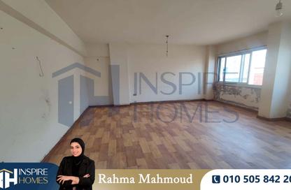 Apartment - 3 Bedrooms - 1 Bathroom for rent in Smouha - Hay Sharq - Alexandria