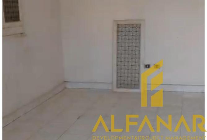 71653844 - صورة العقار 2