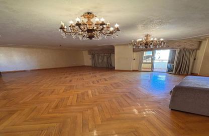 Apartment - 3 Bedrooms - 3 Bathrooms for sale in Lazurde - 8th District - Sheikh Zayed City - Giza