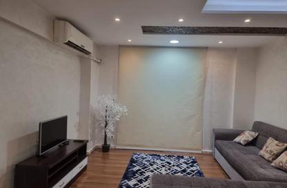 Apartment - 2 Bedrooms - 1 Bathroom for rent in El Rehab Extension - Al Rehab - New Cairo City - Cairo