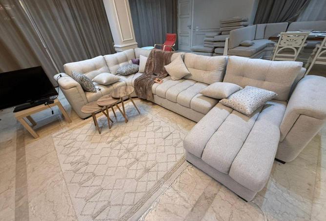 90721448 - Property Image 3