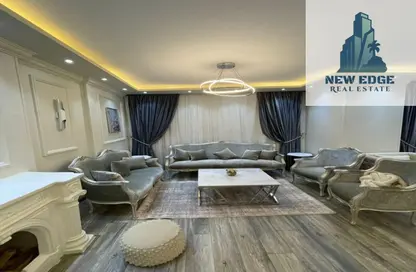 Apartment - 2 Bedrooms - 2 Bathrooms for rent in El Banafseg Apartment Buildings - El Banafseg - New Cairo City - Cairo