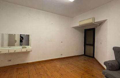 Apartment - 4 Bedrooms - 2 Bathrooms for rent in Refaa St. - Dokki - Giza