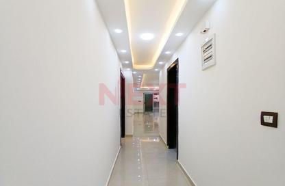 Apartment - 3 - 2 for sale in Stanley - Hay Sharq - Alexandria