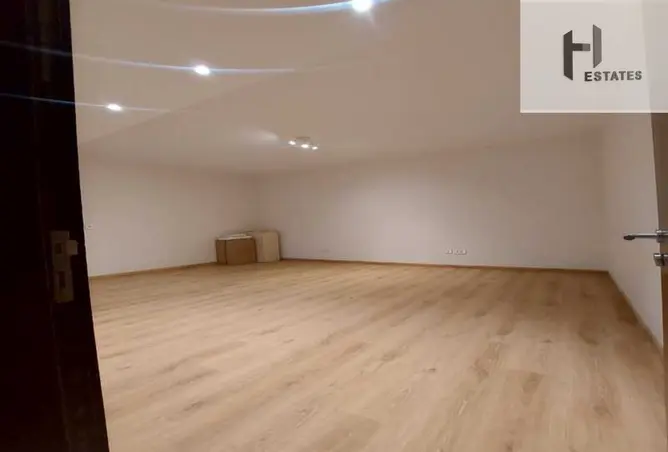 112702674 - Property Image 3