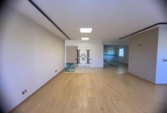 69830999 - صورة العقار 3