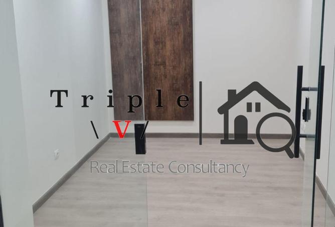 70107186 - Property Image 3