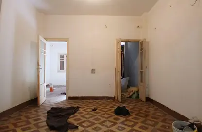 شقة - 2 غرف نوم - 1 حمام للايجار في شارع التحرير - الدقي - الجيزة