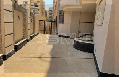 Apartment - 3 Bedrooms - 3 Bathrooms for sale in North Lotus - El Lotus - New Cairo City - Cairo
