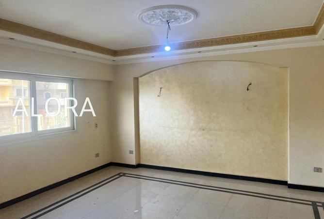 8643998 - Property Image 2