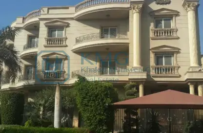 Apartment - 3 Bedrooms - 2 Bathrooms for sale in Aly Sharawy St. - Al Narges 5 - Al Narges - New Cairo City - Cairo