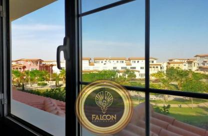 Apartment - 3 Bedrooms - 2 Bathrooms for sale in Hyde Park - New Cairo City - Cairo