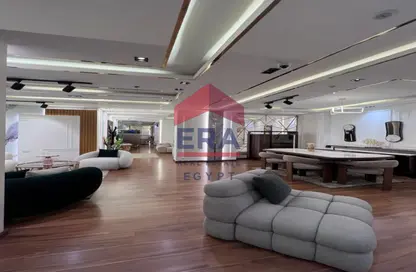 Show Room - Studio - 4 Bathrooms for sale in Makram Ebeid St. - 6th Zone - Nasr City - Cairo