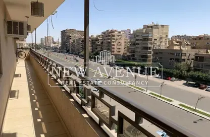 شقة - 6 غرف نوم - 3 حمامات للبيع في شارع الميرغني - ارض الجولف - مصر الجديدة - القاهرة