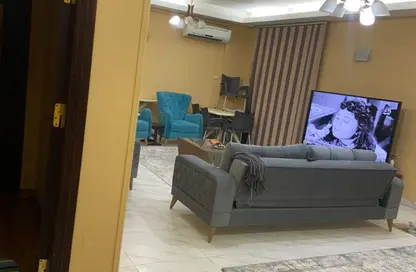 Apartment - 3 Bedrooms - 2 Bathrooms for rent in Zizinia St. - South Investors Area - New Cairo City - Cairo