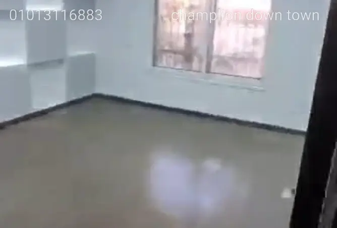 121653589 - Property Image 3