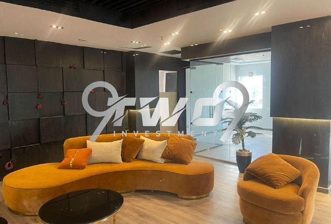 8571812 - Property Image 2