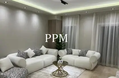 Villa - 4 Bedrooms - 5 Bathrooms for rent in Hyde Park - New Cairo City - Cairo