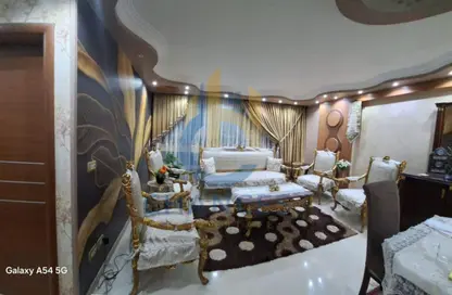 Apartment - 3 Bedrooms - 2 Bathrooms for sale in Thirteenth Sector - Zahraa El Maadi - Hay El Maadi - Cairo