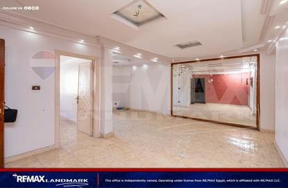 Apartment - 3 - 1 for sale in Mostafa Kamel St. - Abu Qir - Hay Than El Montazah - Alexandria