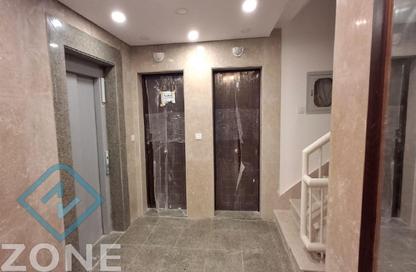 شقة - 2 غرف نوم - 1 حمام للبيع في B12 - مدينتي - القاهرة