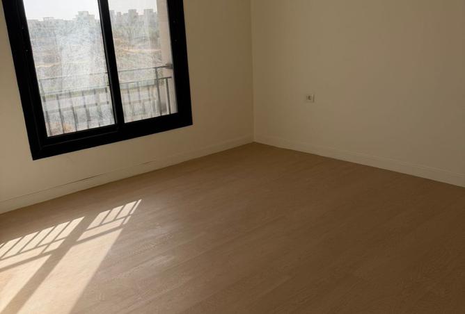 106862471 - Property Image 3