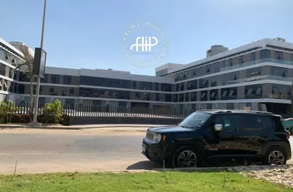 Office Space - 2 Bedrooms - 1 Bathroom for sale in Golf Central - Cairo Alexandria Desert Road - 6 October City - Giza