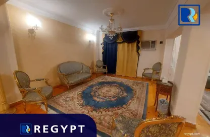 Apartment - 2 Bedrooms - 1 Bathroom for rent in Taha Hussein St. - Zamalek - Cairo