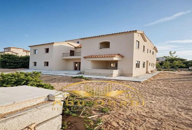 8702638 - Property Image 2