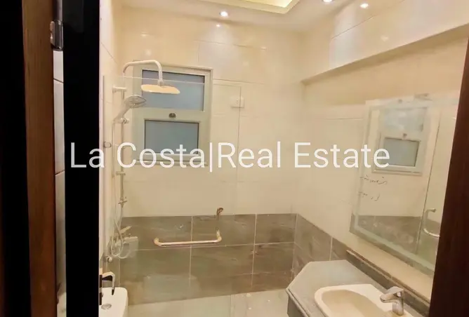 98836803 - Property Image 2