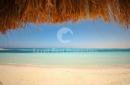 Villa - 6 Bedrooms - 5 Bathrooms for sale in Beit Al Bahr - Sidi Heneish - North Coast Villa - 6 Bedrooms - 5 Bathrooms for sale in Beit Al Bahr - Sidi Heneish - North Coast