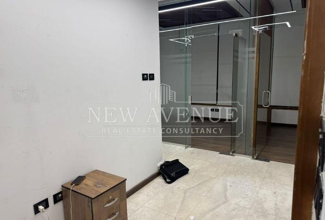 102906022 - Property Image 2