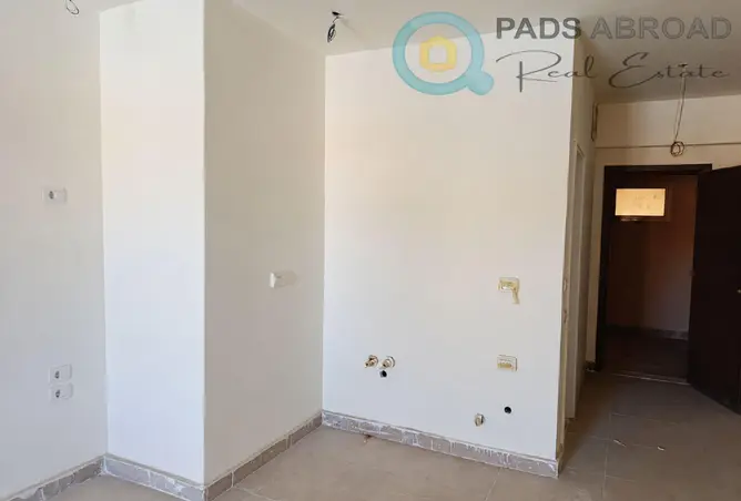 111301111 - Property Image 2