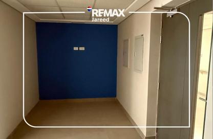 عيادة - استوديو - 1 حمام للايجار في نيو جيزة - طريق مصر اسكندرية الصحراوي - مدينة 6 أكتوبر - الجيزة