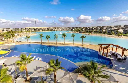 شاليه - 3 غرف نوم - 4 حمامات للبيع في سوان ليك الساحل الشمالي - قسم الضبعة - الساحل الشمالي