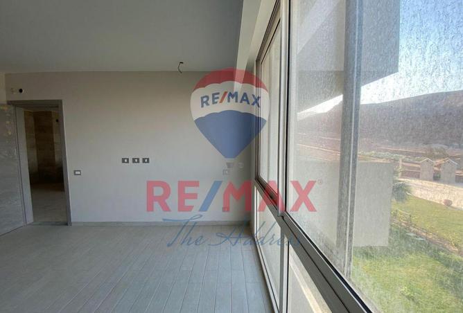 8555594 - Property Image 2